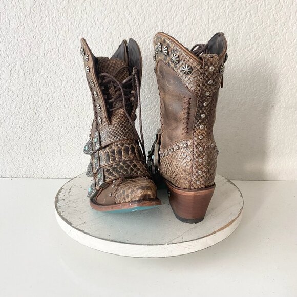Lane SHOWDOWN Womens Cowboy Boots 8 Brown Short Western Cowgirl Lace-up Bootie - Picture 1 of 11